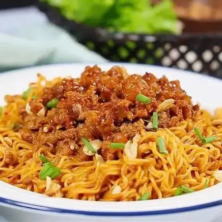 Hình ảnh MỲ TRỘN CAY BẠN ƠI - Lý Tế Xuyên