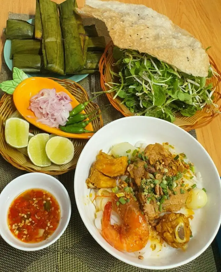 Hình ảnh Mì quảng thập cẩm