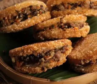 Hình ảnh Combo xôi chiên 5 cái - nhân thịt