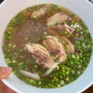 Hình ảnh Miến gà đùi