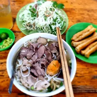 Hình ảnh Bún bò huế tô đặc biệt