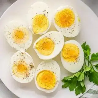 Hình ảnh Boiled eggs - 3 pieces