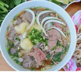 Hình ảnh Phở tái gầu