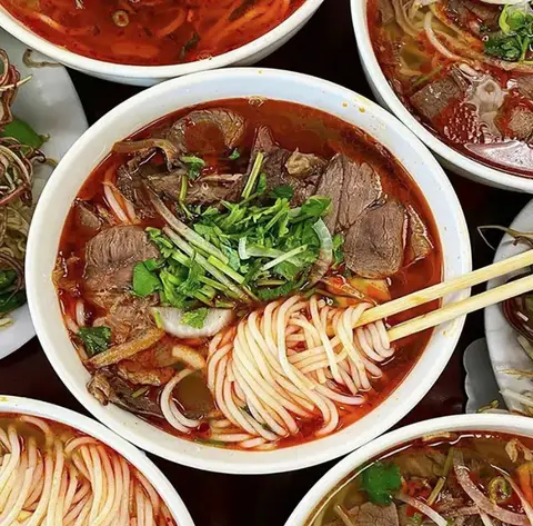 Hình ảnh Mụ Ba - Bún Bò Huế & Bún Riêu - Huỳnh Tấn Phát