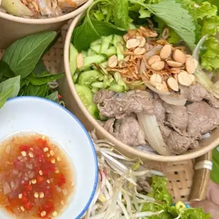 Hình ảnh Bún thịt xào