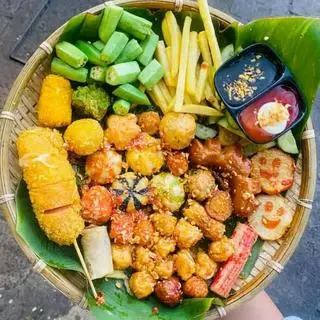Hình ảnh Cá viên chiên thập cẩm - bơ tỏi 