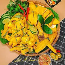 Hình ảnh Nửa con gà ủ muối - chân gà rút xương