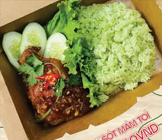 Hình ảnh Gà sốt mắm tỏi