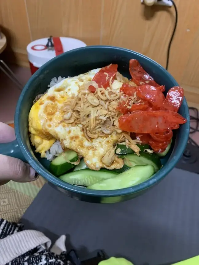 Hình ảnh Xôi thịt trứng chả pate
