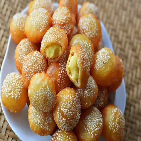 Hình ảnh Bánh Cam - Nguyễn Kiệm