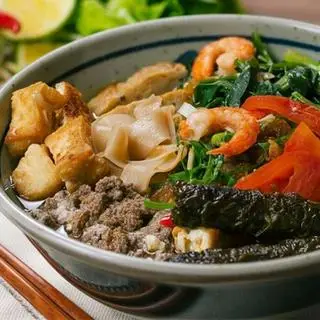 Hình ảnh Bánh đa trắng cua ốc