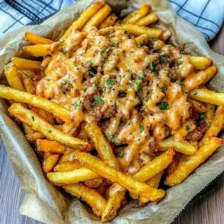 Hình ảnh Khoai tây bò bằm sốt phô mai