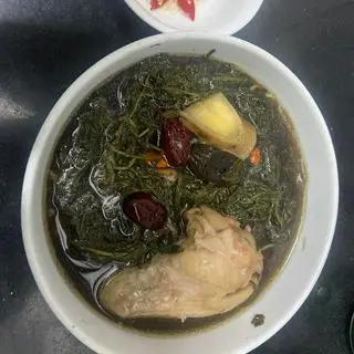 Hình ảnh Combo cánh gà tần thuốc Bắc - sữa đậu
