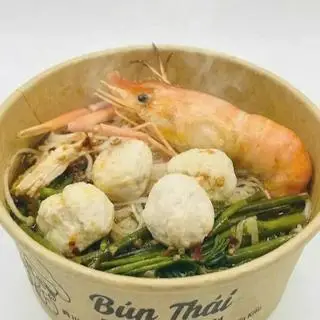 Hình ảnh Bún Thái tôm gà viên