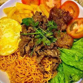 Hình ảnh Mì xào bò trứng