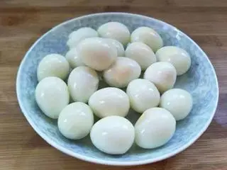 Hình ảnh Trứng cút thêm