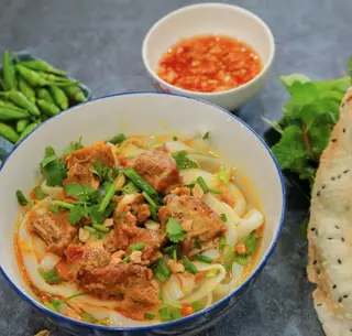 Hình ảnh Mì Quảng sườn