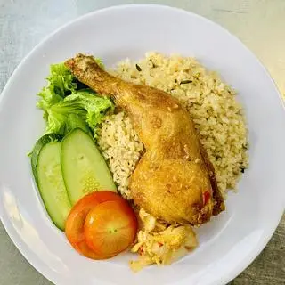 Hình ảnh Cơm gà xối mỡ nhỏ