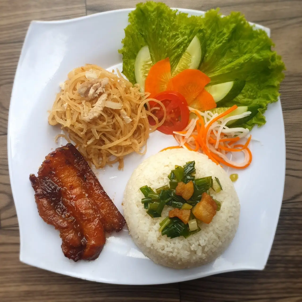 Hình ảnh Cơm tấm ba rọi bì