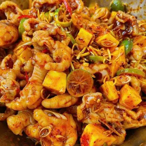 Hình ảnh Tiệm Ăn Yummy - Chân Gà Sốt Thái & Mỳ Trộn - Kim Giang 