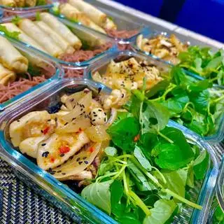 Hình ảnh Salad bò tình tan