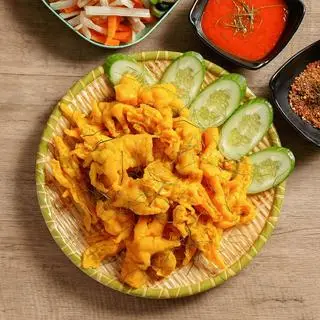Hình ảnh Chân gà ủ muối - 500gr