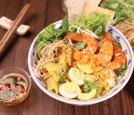 Hình ảnh Mì Quảng tôm thịt trứng