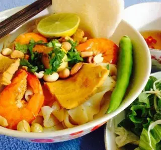 Hình ảnh Mì quảng tôm