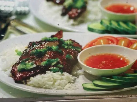 Hình ảnh Quán Cơm Tấm Đêm - Lê Trọng Tấn