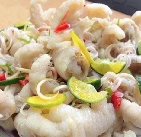 Hình ảnh Chân Gà Sốt Thái & Cá Viên Chiên - Hà Huy Giáp
