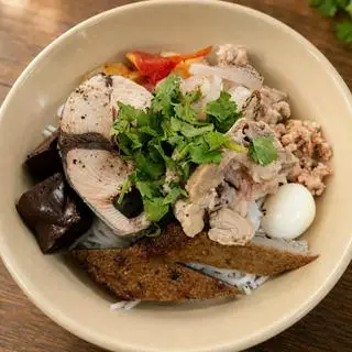 Hình ảnh Bún sứa đặc biệt