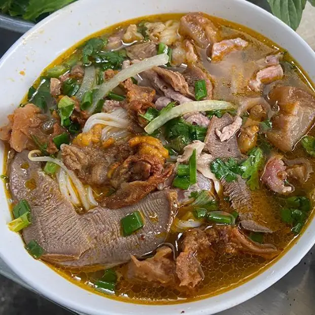 Hình ảnh Phở Lao Động - Phạm Văn Hai