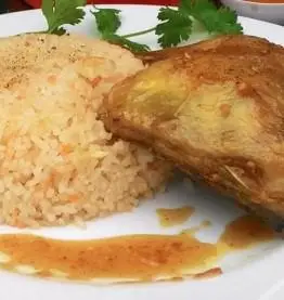 Hình ảnh Cơm gà ức nhỏ