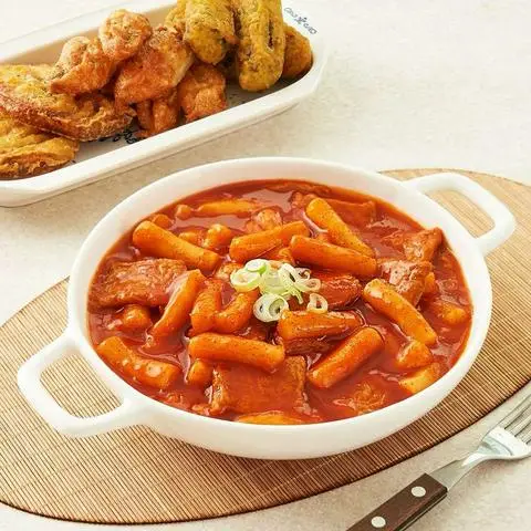 Hình ảnh Tokbokki - Bánh Gạo Cay Vian - Lê Đình Cẩn