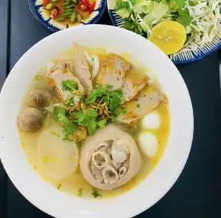 Hình ảnh Bánh canh chả cá - giò heo