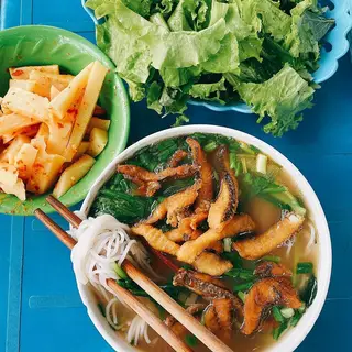 Hình ảnh Bún cá trắm thập cẩm