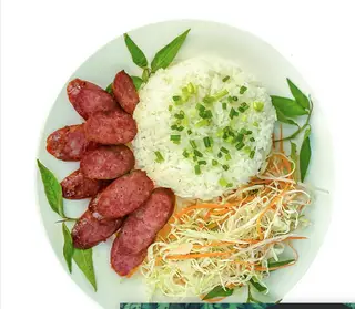 Hình ảnh Cơm tấm sườn lạp xưởng