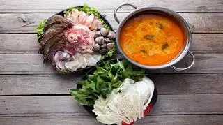 Hình ảnh Lẩu hải sản 3-4 người ăn
