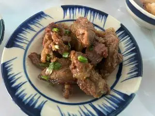 Hình ảnh Cơm thịt kho tộ
