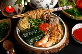 Hình ảnh Bánh đa cua đầy đủ