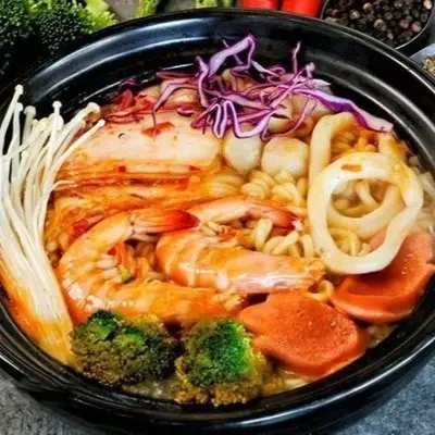 Hình ảnh Mì cay hải sản 