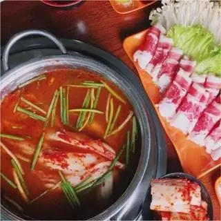 Hình ảnh Lẩu ba chỉ bò
