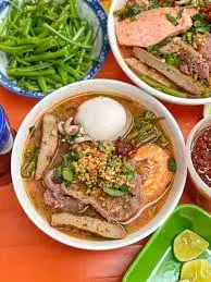 Hình ảnh Bún Thái cá hồi