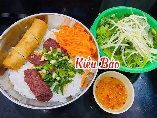 Hình ảnh Bún nem nướng - chả giò