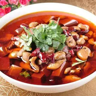 Hình ảnh Canh lòng heo huyết béo cay - 肥肠血旺