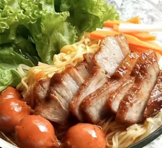 Hình ảnh Mỳ trộn xá xíu