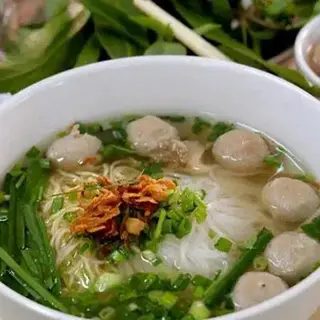 Hình ảnh Hủ Tiếu Mì Bò Viên