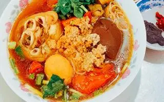 Hình ảnh Bún riêu giò heo
