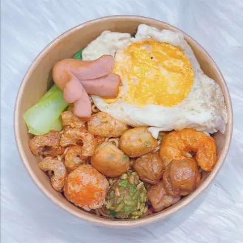 Hình ảnh Bee - Tiệm Trà, Đồ Ăn Vặt & Mì Trộn - Nguyễn Sơn Hà