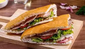 Hình ảnh Bánh mì Tam Giác